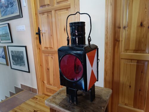 Farol ferroviario El desván del abuelo Francisco Andrés Vicente